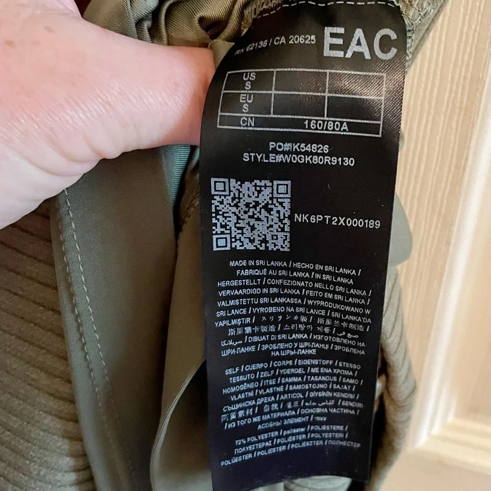 Guess green dress size small - Picture 8 of 11